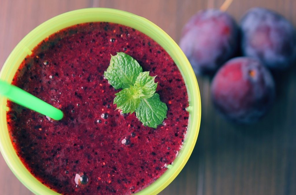 Why are smoothies good for breakfast?
